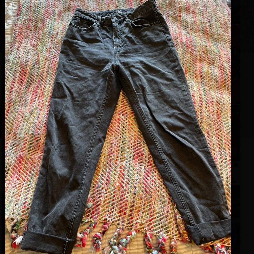 Black mom jeans